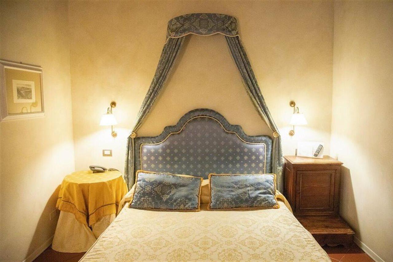 Hotel Clitunno Spoleto Kültér fotó