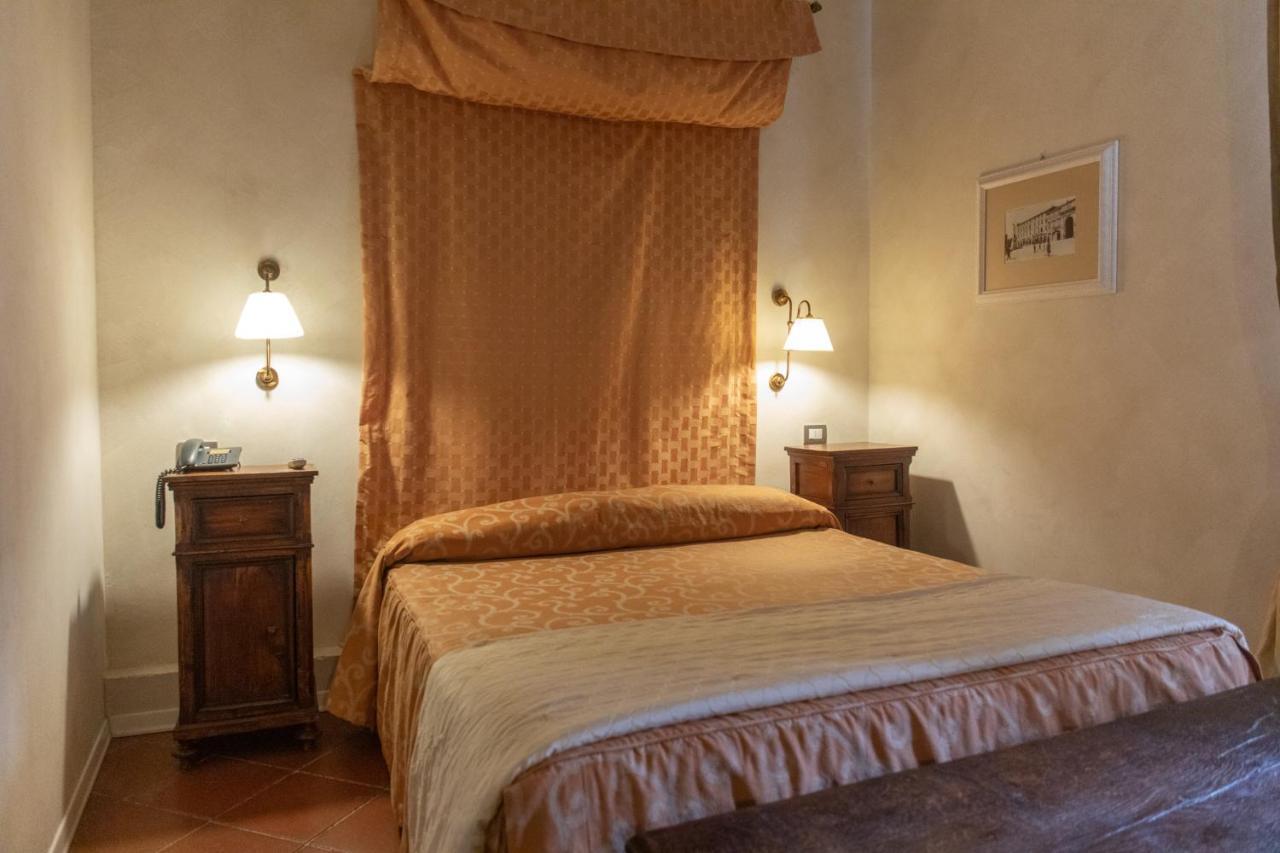 Hotel Clitunno Spoleto Kültér fotó